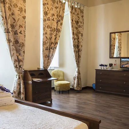 Pantaneto - Palazzo Bulgarini Bed and Breakfast Σιένα