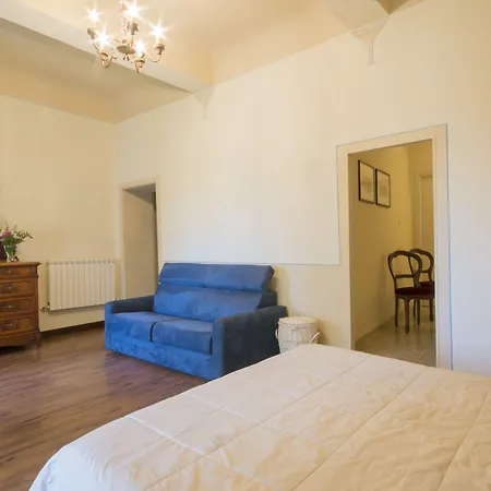 Pantaneto - Palazzo Bulgarini فندق مبيت وإفطار