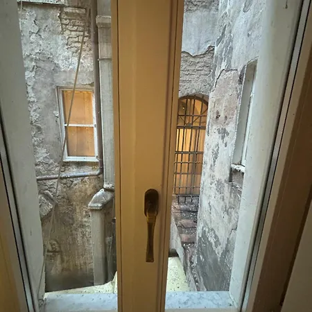 Pantaneto - Palazzo Bulgarini Frühstückspension Siena