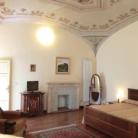 Pantaneto - Palazzo Bulgarini