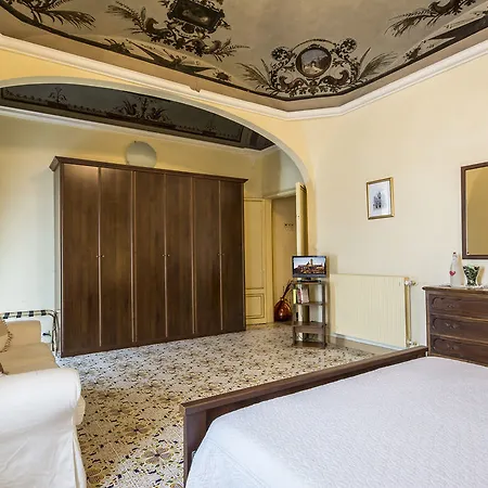 Pantaneto - Palazzo Bulgarini Panzió 2*