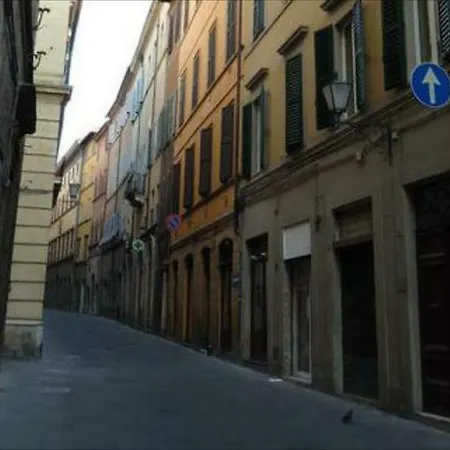 Pantaneto - Palazzo Bulgarini